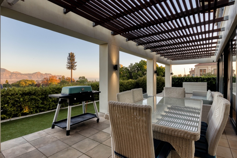 4 Bedroom Property for Sale in Briza Western Cape